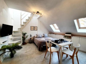 Captain's Penthouse Studio